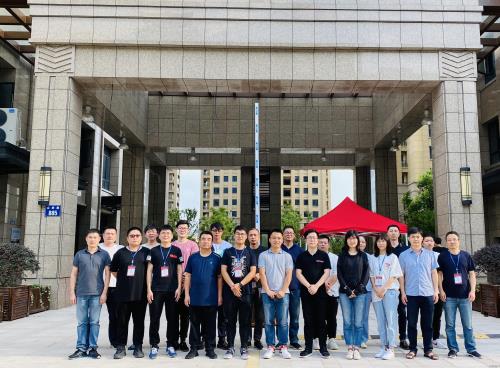 全员行动，，，，专心折务——北干安顿房业主看房圆满竣事 - 公司新闻 -杭州萧山环城建设有限公司