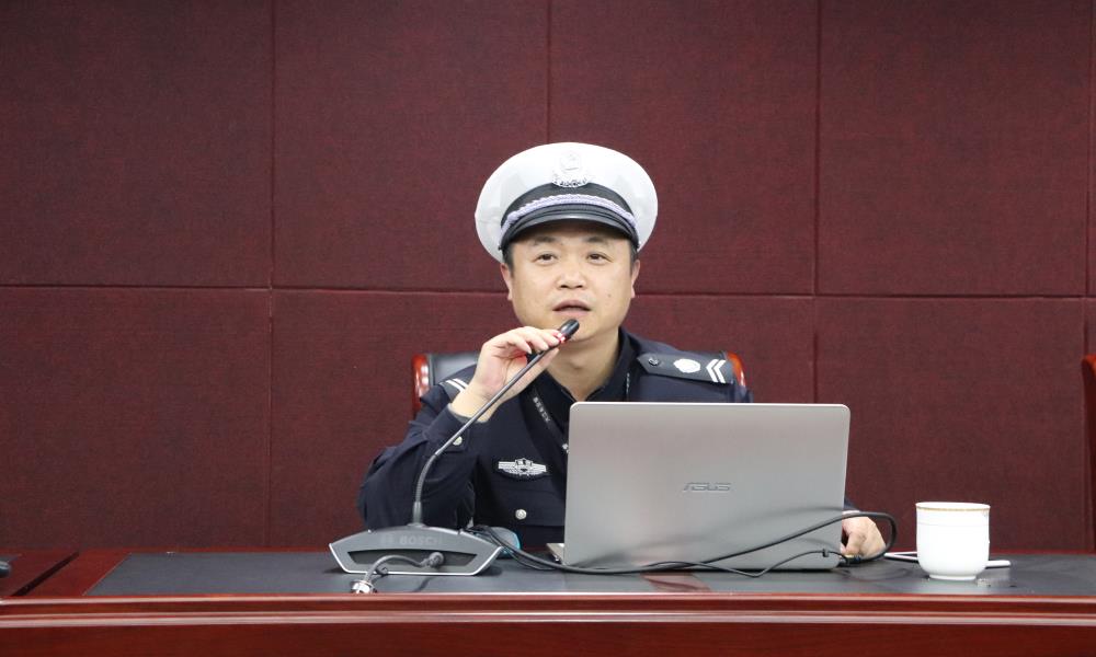 公司开展交通清静教育讲座 - 公司新闻 - 杭州蓝成环保能源有限公司
