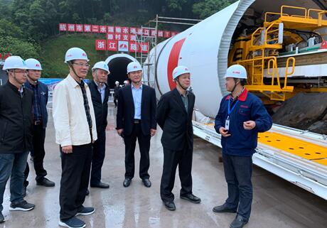 市城投集团到江南线项目举行节前清静检查 - 公司新闻 - 杭州钱南原水有限公司