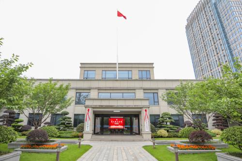区环投集团下属杭州萧山安栖身房包管集团有限公司揭牌建设 - 77779193永利官网新闻 - 杭州萧山情形集团有限公司